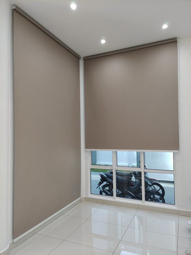 Timeless Elegance Brown Window Blinds - Rafay's Interior